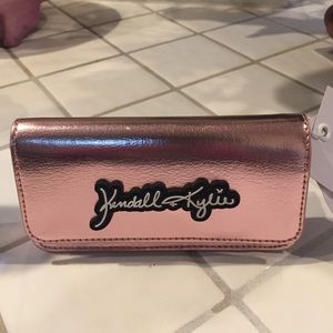 NWT Kendall & Kylie pink metallic phone Xbody FIRM